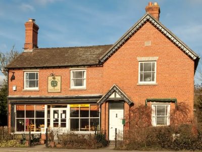 apple tree onibury